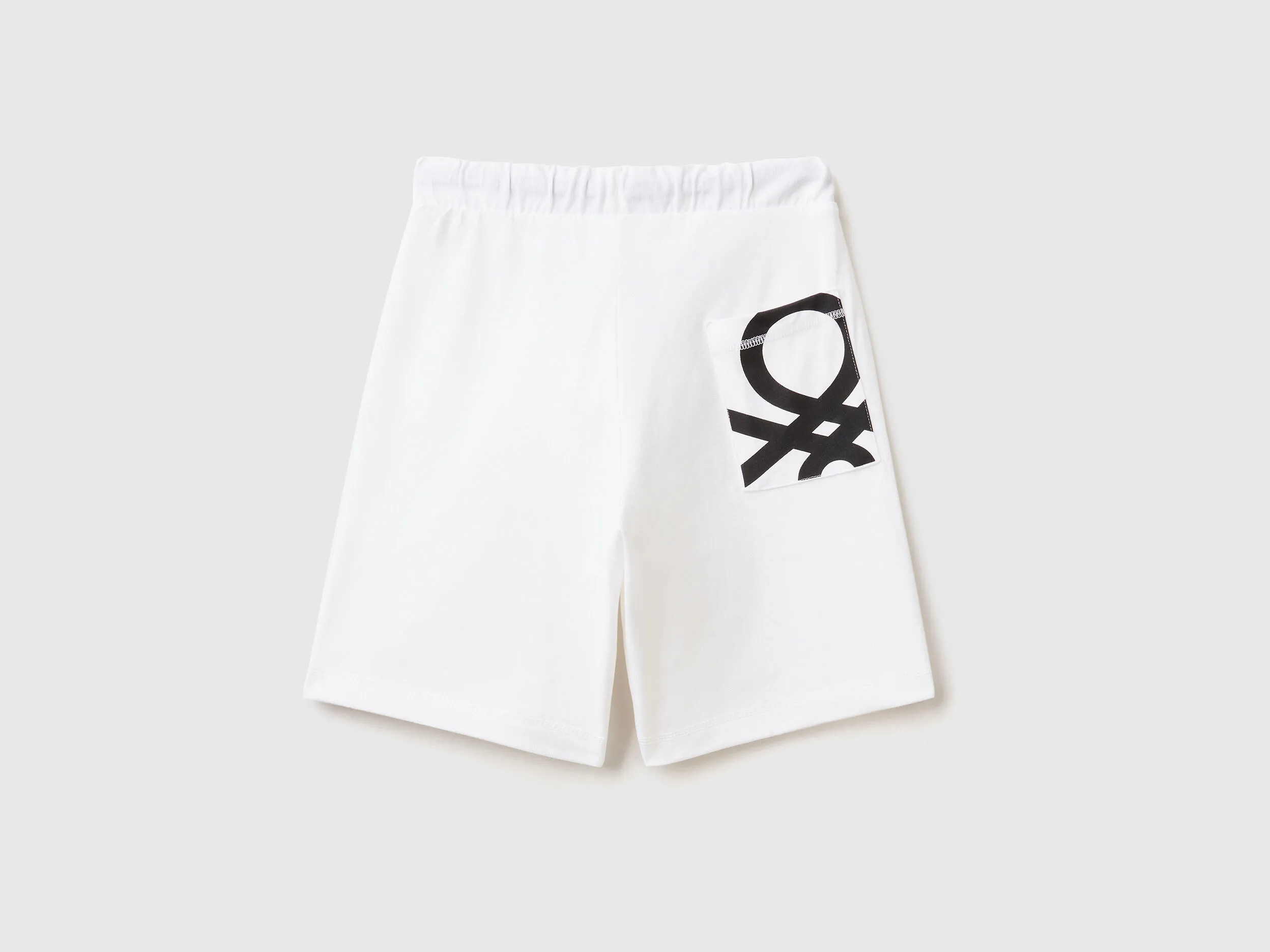 Bermudas de 100 % algodón