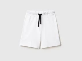 Bermudas de 100 % algodón